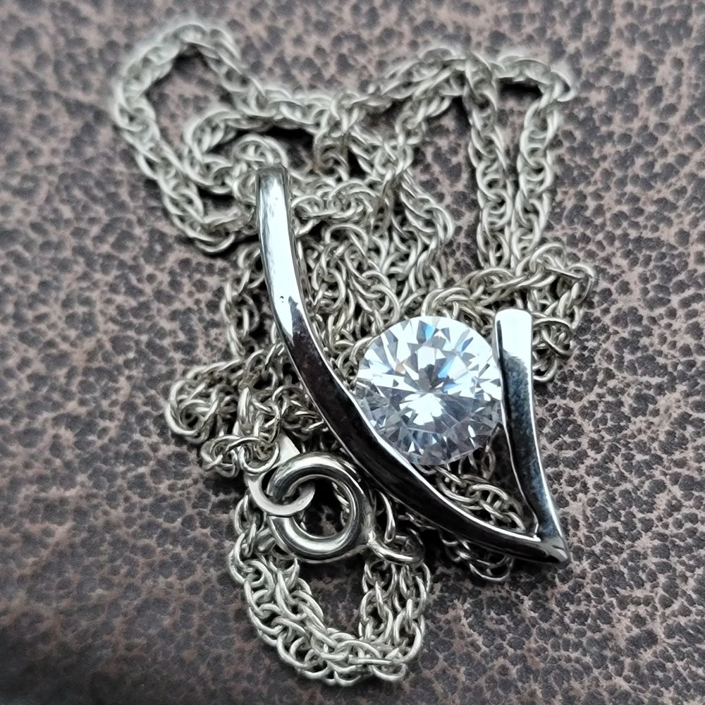 Solid 925 Sterling Silver Classy Elegant Modern D… - image 5